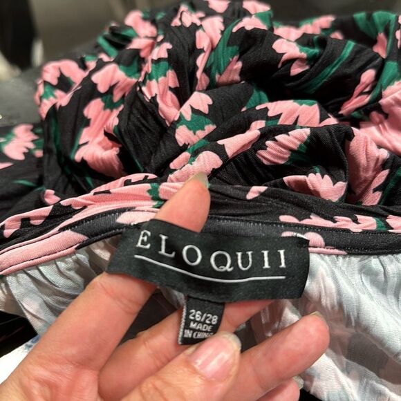 Eloquii Black Pink Floral Easy Tie Front Midi Dress Size 26/28 - Picture 3 of 8